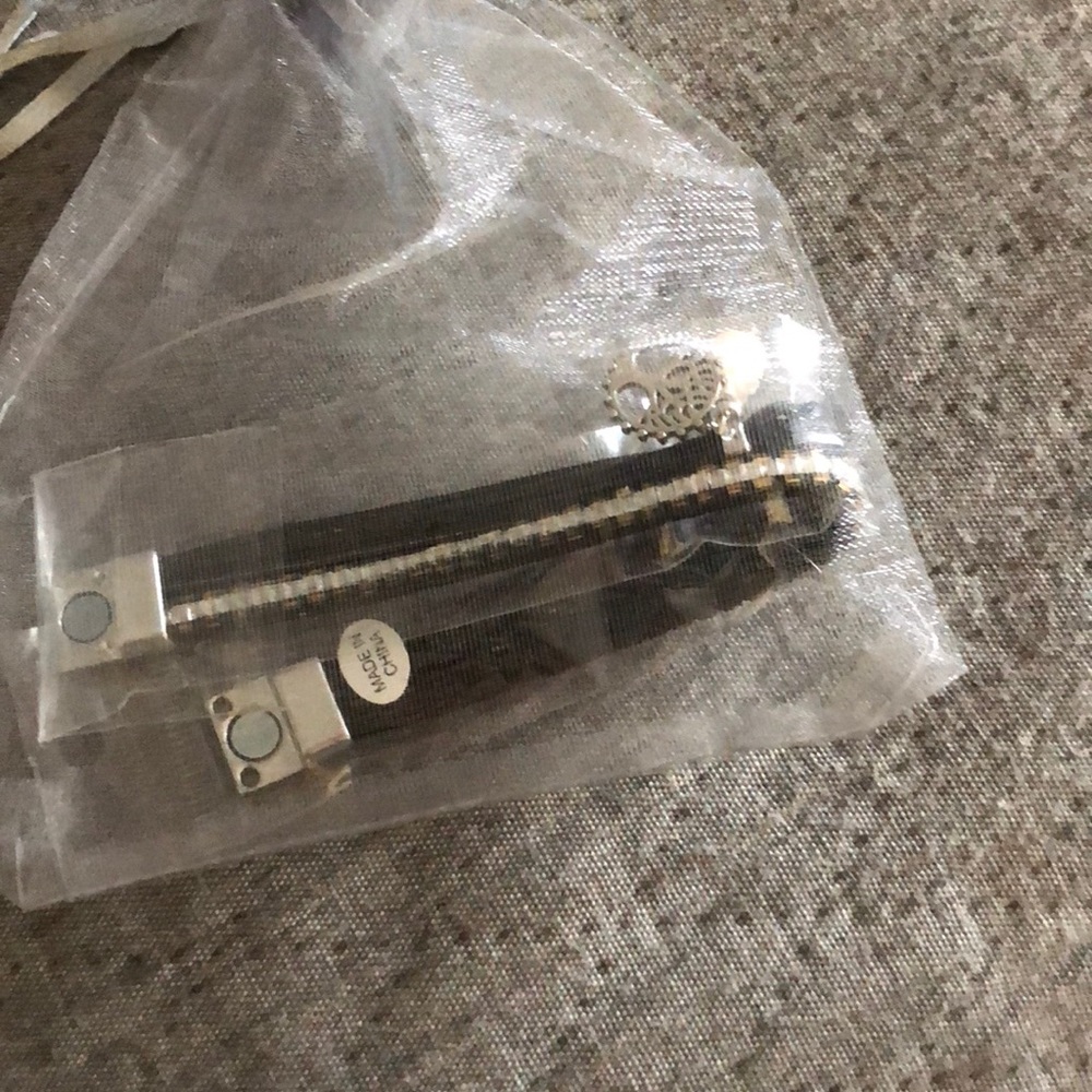 Bracelet with tree charm